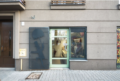 Umbrella's workshop signboard